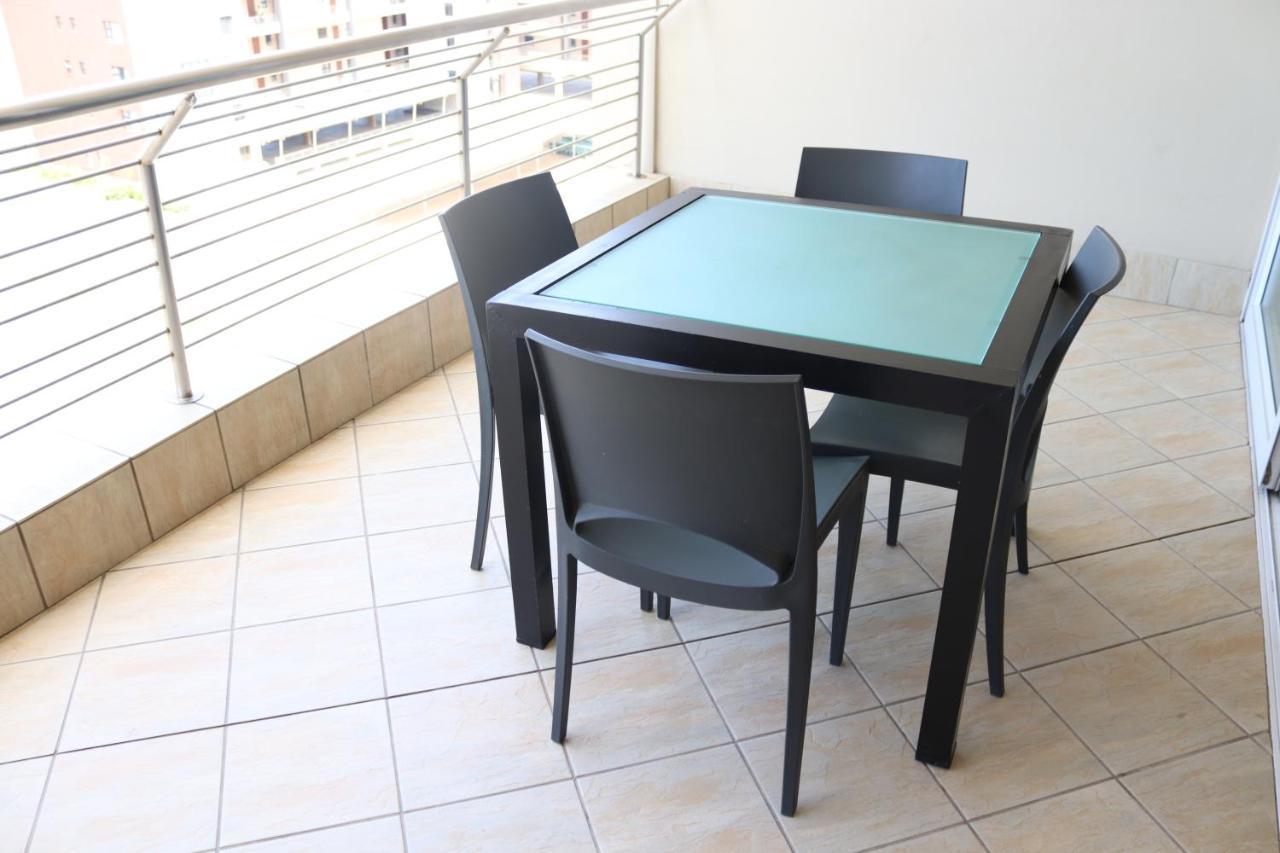 Point Waterfront The Sails Seaview Apartment -- Near Msc Cruise Terminal 다반 외부 사진