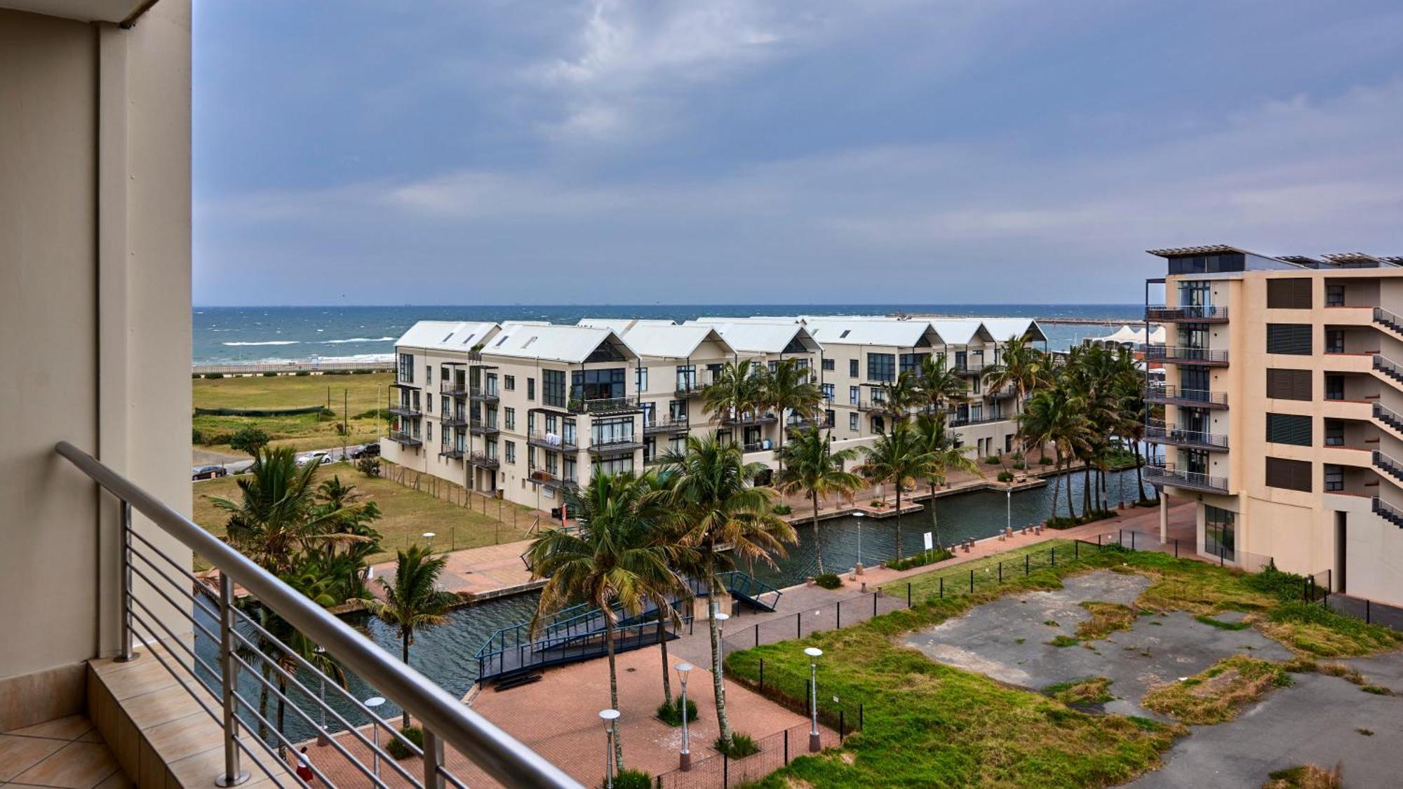 Point Waterfront The Sails Seaview Apartment -- Near Msc Cruise Terminal 다반 외부 사진